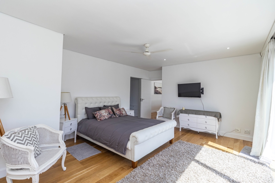 5 Bedroom Property for Sale in Melkbosstrand Central Western Cape